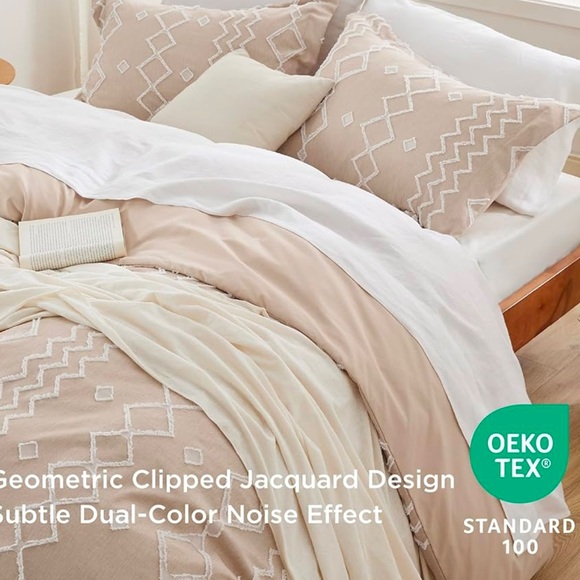 3 Piece Tufted Jacquard Duvet Cover Set - King - Picture 4 of 4